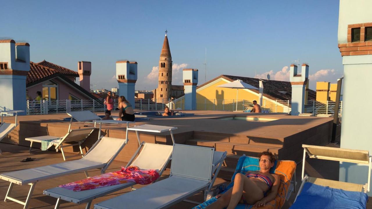 Ca Dell'Angelo - Caorle Aparthotel Exteriör bild